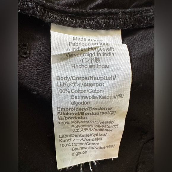 J Crew Black Floral‎ Eyelet Long Sleeve Ruffled Yoked Front Blouse Size Small - Picture 8 of 9